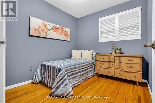 21 Farley Crescent, Toronto, ON - Indoor Photo Showing Bedroom