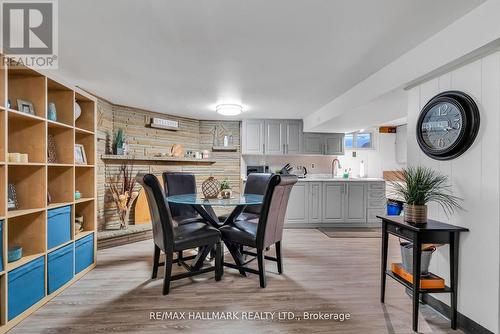 21 Farley Crescent, Toronto, ON - Indoor