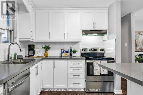 21 Farley Crescent, Toronto, ON - Indoor Photo Showing Kitchen With Stainless Steel Kitchen With Double Sink With Upgraded Kitchen