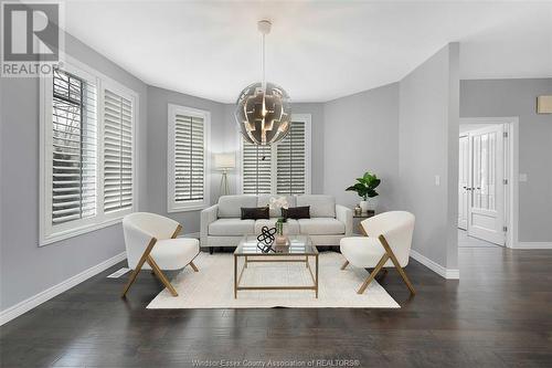 21429 Lynn Road, Wheatley, ON - Indoor Photo Showing Living Room