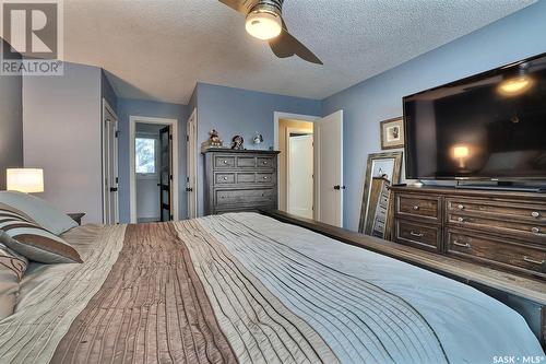 11 Forbes Place, Regina, SK - Indoor Photo Showing Bedroom