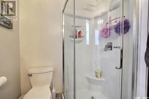 11 Forbes Place, Regina, SK - Indoor Photo Showing Bathroom