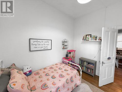 106 Front Street W, Strathroy-Caradoc (Nw), ON - Indoor Photo Showing Bedroom