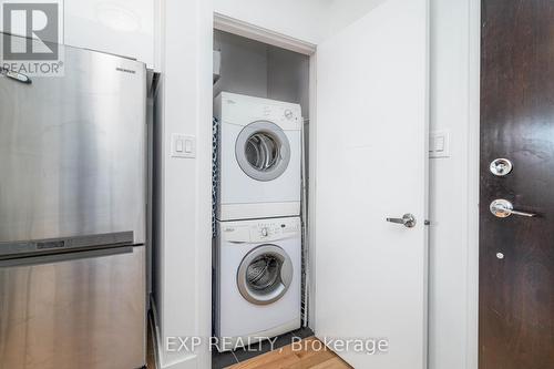 411 - 101 Richmond Road, Ottawa, ON - Indoor Photo Showing Laundry Room