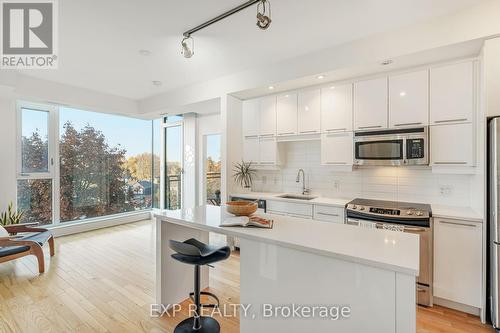 411 - 101 Richmond Road, Ottawa, ON - Indoor Photo Showing Kitchen With Upgraded Kitchen