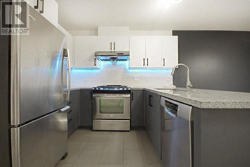 407 8600 Park Road, Richmond, BC - Indoor Photo Showing Kitchen With Stainless Steel Kitchen With Upgraded Kitchen