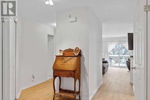 23 Wilmot Young Place, Brockville, ON - Indoor Photo Showing Other Room