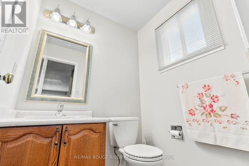 1106 Ridge Valley Drive, Oshawa (Pinecrest), ON - Indoor Photo Showing Bathroom