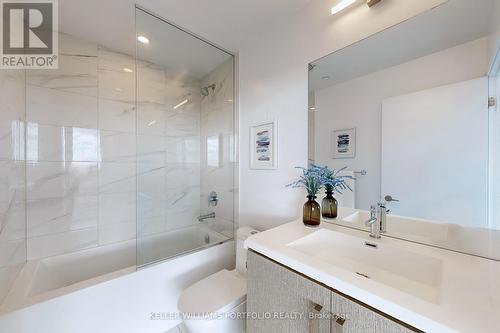 1802 - 38 Honeycrisp Crescent, Vaughan, ON - Indoor Photo Showing Bathroom