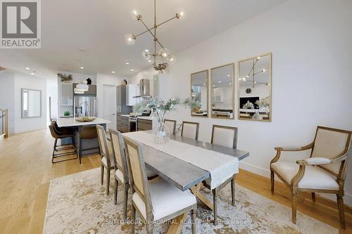 1037 Edgeleigh Avenue, Mississauga, ON - Indoor Photo Showing Dining Room