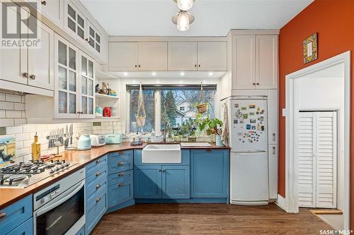 710 University Drive, Saskatoon, SK - Indoor Photo Showing Kitchen