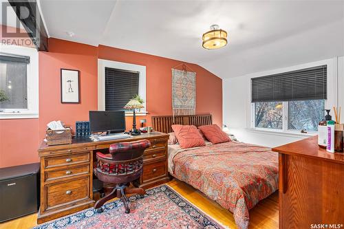 710 University Drive, Saskatoon, SK - Indoor Photo Showing Bedroom