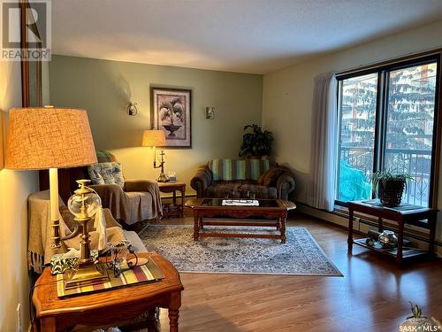 108 3120 Louise Street, Saskatoon, SK - Indoor Photo Showing Living Room