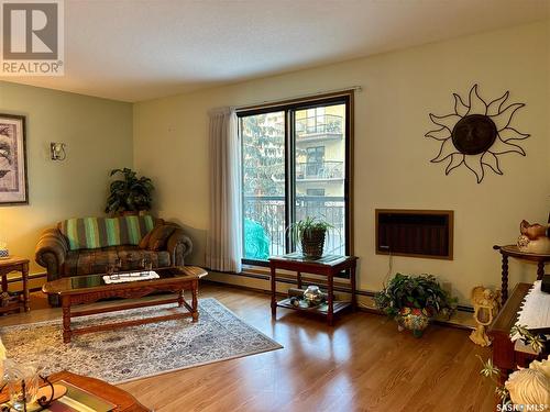 108 3120 Louise Street, Saskatoon, SK - Indoor Photo Showing Living Room