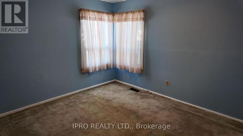 352 Weir Street N, Hamilton, ON - Indoor Photo Showing Other Room