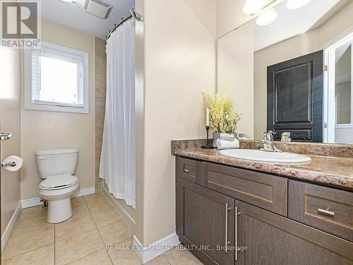 385 Murray Street, Grimsby, ON - Indoor Photo Showing Bathroom