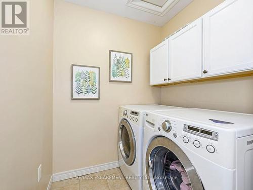 385 Murray Street, Grimsby, ON - Indoor Photo Showing Laundry Room