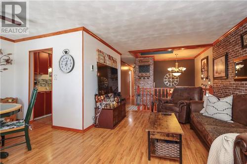 1916 Springdale Crescent, Sudbury, ON - Indoor Photo Showing Living Room