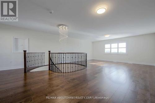 206 Jessie Caverhill, Oakville, ON - Indoor Photo Showing Other Room