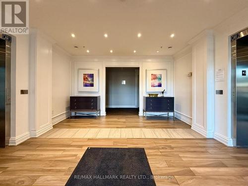 315 - 1077 Gordon Street, Guelph, ON - Indoor Photo Showing Living Room