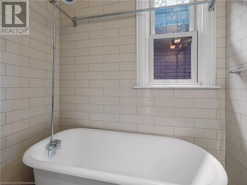 65 Aikman Avenue, Hamilton, ON - Indoor Photo Showing Bathroom