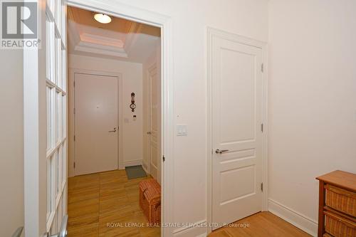 301 - 10 Bellair Street, Toronto, ON - Indoor Photo Showing Other Room