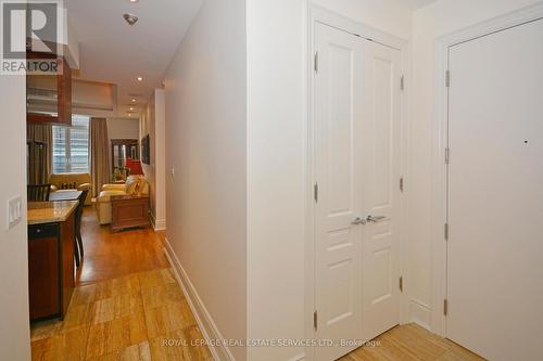 301 - 10 Bellair Street, Toronto, ON - Indoor Photo Showing Other Room