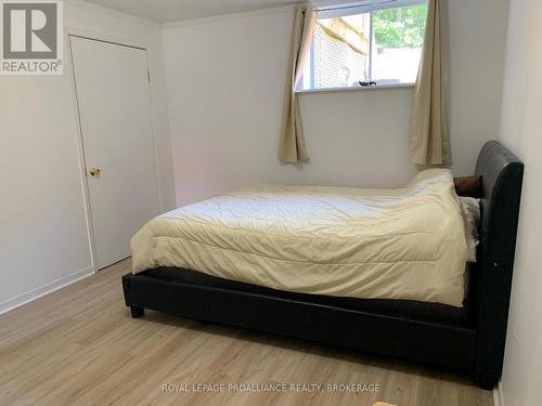 382 Victoria Avenue, Gananoque, ON - Indoor Photo Showing Bedroom