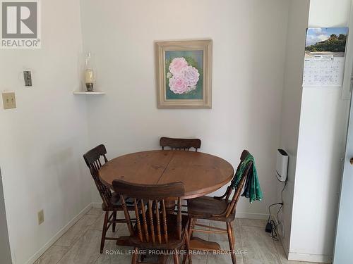 382 Victoria Avenue, Gananoque, ON - Indoor Photo Showing Dining Room