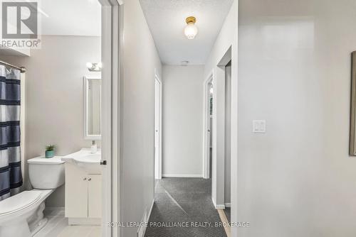 823 Datzell Lane, Kingston (South Of Taylor-Kidd Blvd), ON - Indoor Photo Showing Bathroom