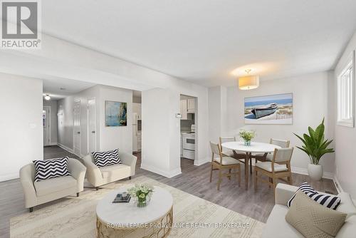 823 Datzell Lane, Kingston (South Of Taylor-Kidd Blvd), ON - Indoor Photo Showing Living Room