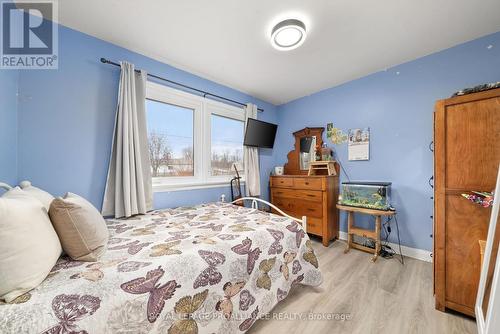 176 Dixon Drive, Quinte West, ON - Indoor Photo Showing Bedroom