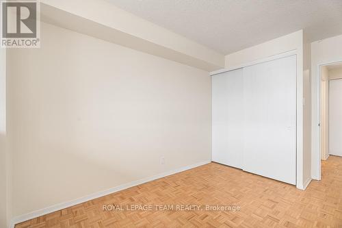 631 - 515 St Laurent Boulevard, Ottawa, ON - Indoor Photo Showing Other Room