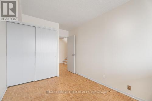 631 - 515 St Laurent Boulevard, Ottawa, ON - Indoor Photo Showing Other Room