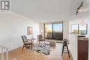 631 - 515 St Laurent Boulevard, Ottawa, ON  - Indoor Photo Showing Living Room 