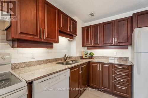 631 - 515 St Laurent Boulevard, Ottawa, ON - Indoor Photo Showing Kitchen With Double Sink