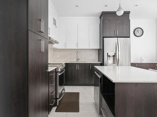 Kitchen - 4992Z Rue Lavoie, Montréal (Pierrefonds-Roxboro), QC - Indoor Photo Showing Kitchen With Upgraded Kitchen