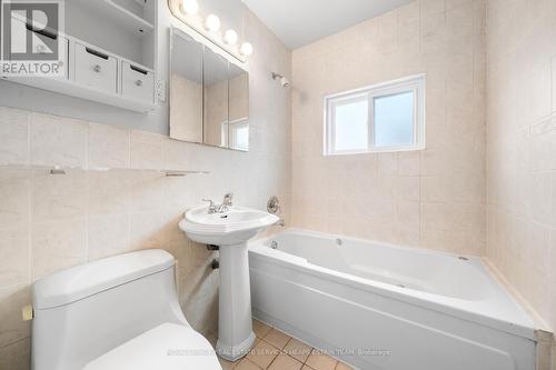 7 Kecala Road, Toronto, ON - Indoor Photo Showing Bathroom