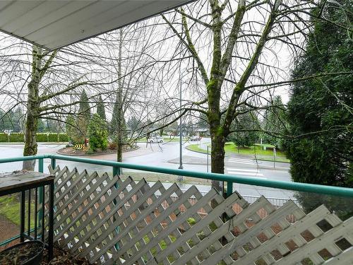 201-1355 Cumberland Rd, Courtenay, BC - Outdoor