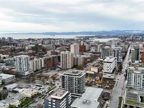 606-1100 Yates St, Victoria, BC - Outdoor With View