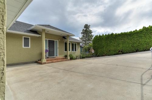 3582 Apple Way Boulevard, West Kelowna, BC 