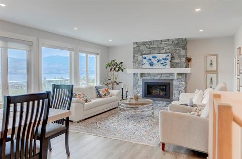 3582 Apple Way Boulevard, West Kelowna, BC - Indoor Photo Showing Living Room With Fireplace