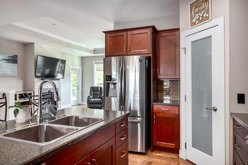 12870 Cliffshore Drive, Lake Country, BC - Indoor Photo Showing Kitchen With Double Sink