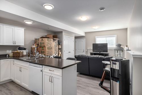 12870 Cliffshore Drive, Lake Country, BC - Indoor Photo Showing Kitchen With Double Sink