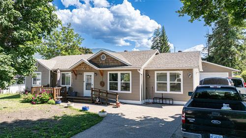 3755 Glover Avenue, Armstrong, BC - Outdoor