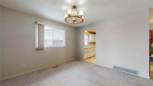 1308 13Th Street, Cranbrook, BC - Indoor