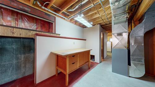 1308 13Th Street, Cranbrook, BC - Indoor Photo Showing Basement