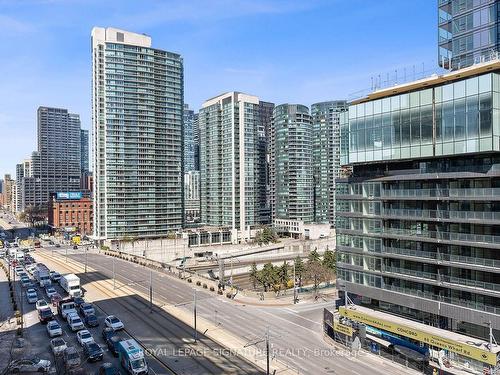 917-4K Spadina Ave, Toronto, ON - Outdoor With Balcony