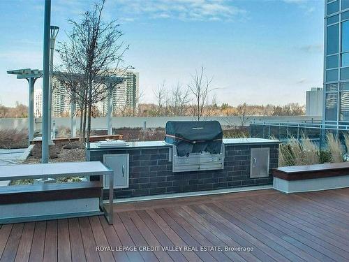 1307-255 Village Green Sq, Toronto, ON - Outdoor