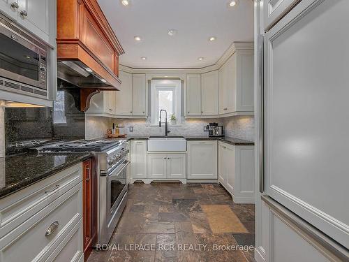 442 Main St, King, ON - Indoor Photo Showing Kitchen